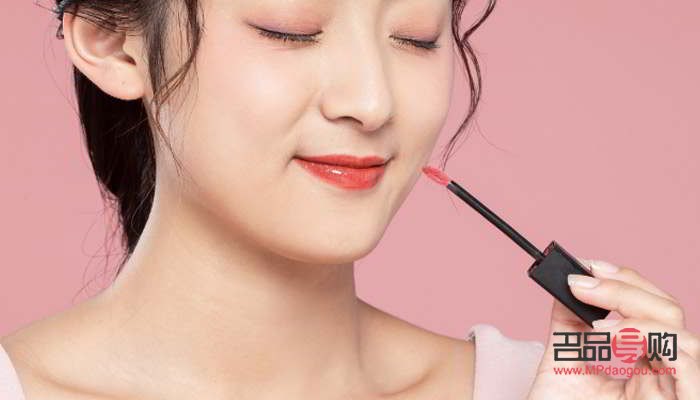 彩妝怎么打底(彩妝怎么打底好看)