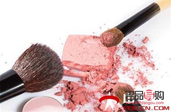 彩妝怎么打底(彩妝怎么打底好看)