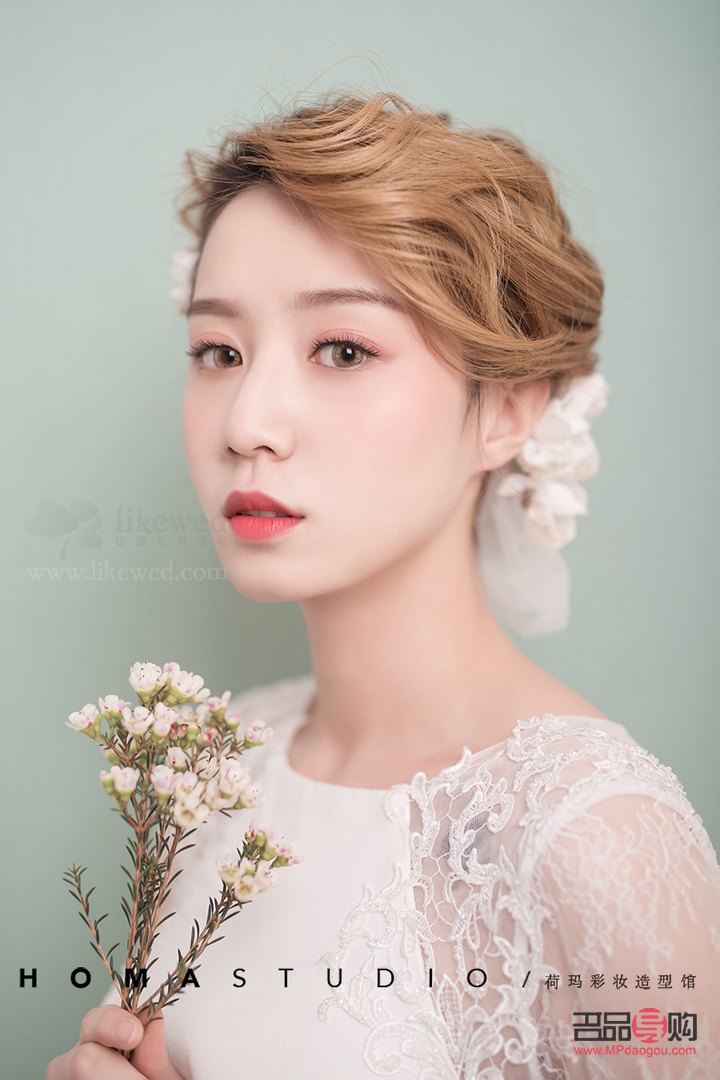 荷瑪彩妝造型如何(荷瑪彩妝造型如何辨別真假)