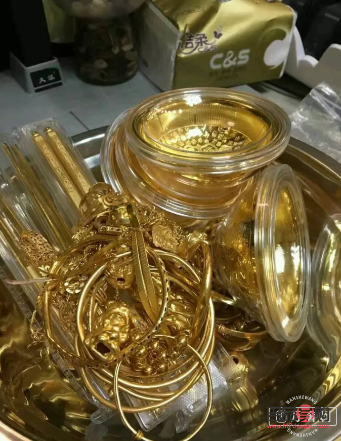 實體店黃金回收多少錢一克(實體店黃金回收多少錢一克啊)