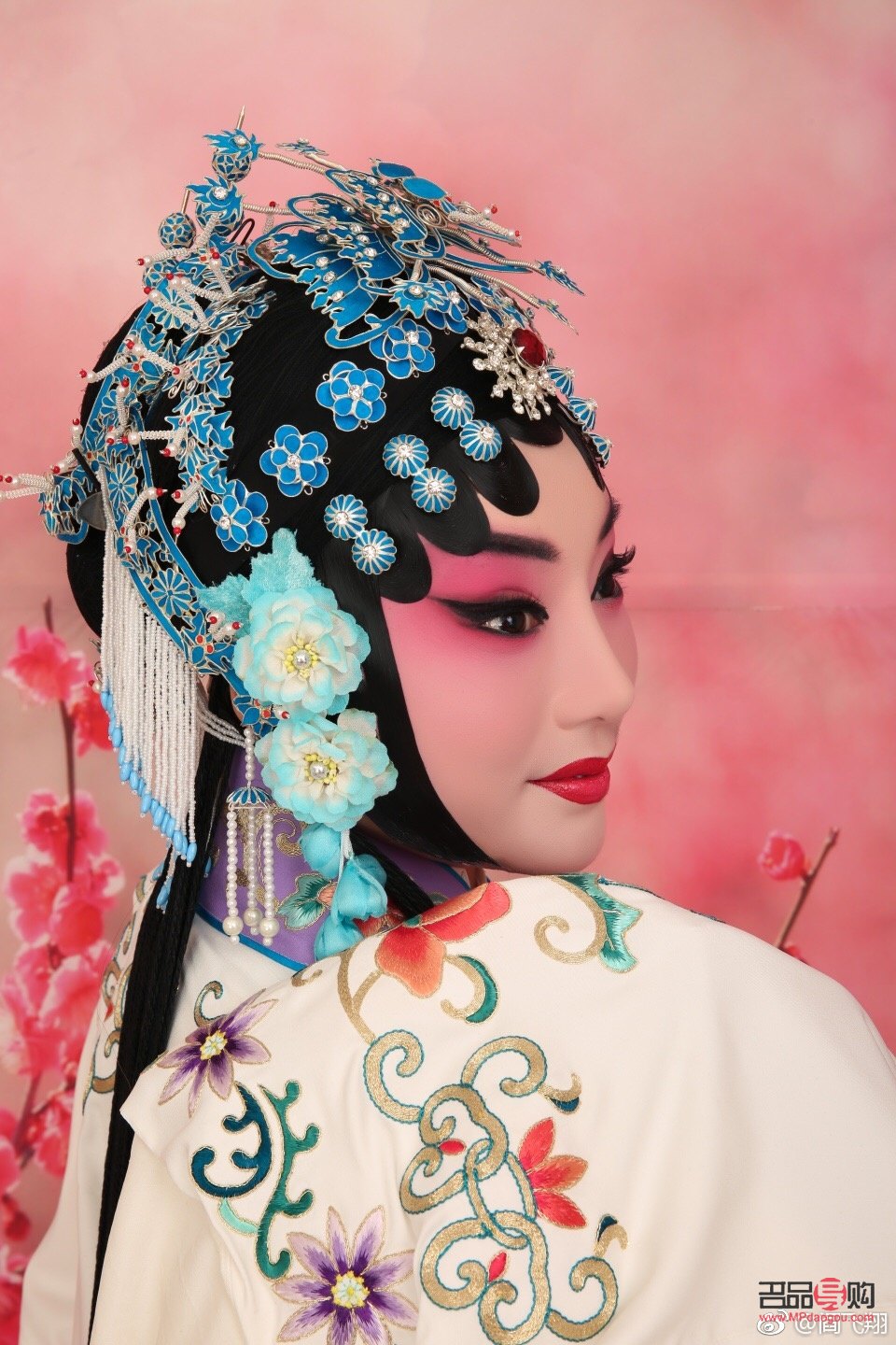 京劇彩妝化妝技巧大揭秘