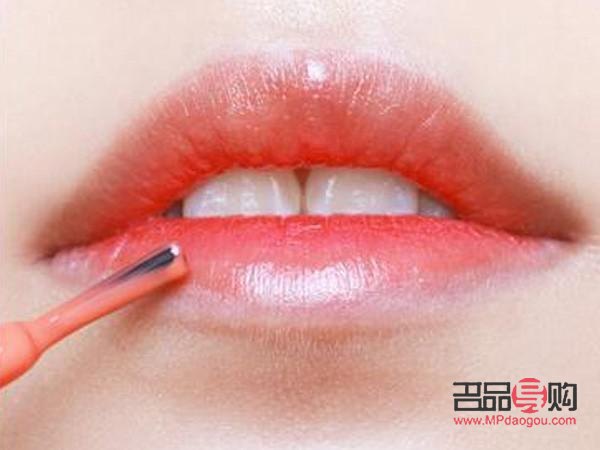 腮紅怎么美容的(腮紅怎么美容的視頻教程)