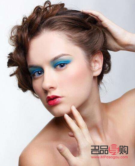 眼影怎么畫(huà)教學(xué)視頻全集(眼影怎么畫(huà)教學(xué)視頻全集下載)