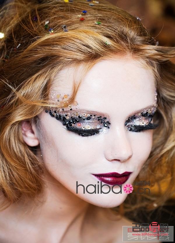 <h3>MCC彩妝，打造你的專屬美麗</h3>