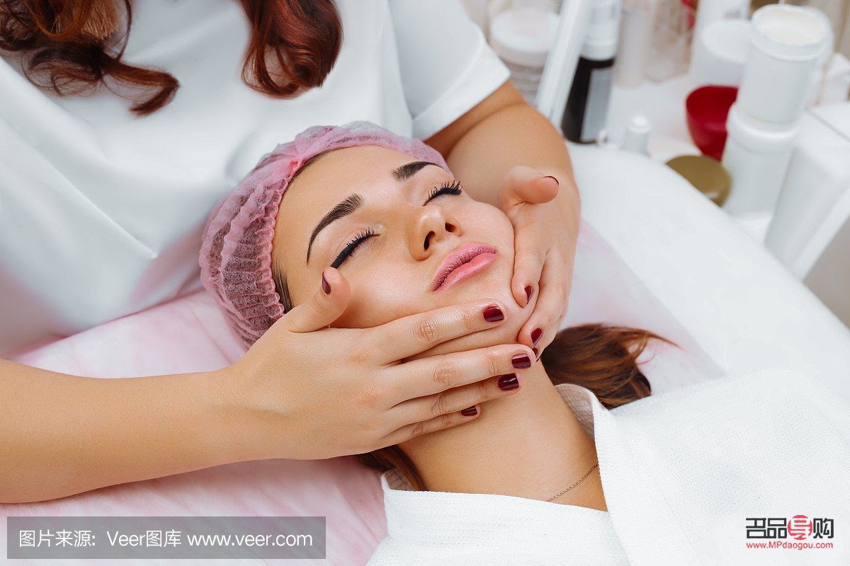 美容跟身體護(hù)理哪個(gè)好(美容跟身體護(hù)理哪個(gè)好做)