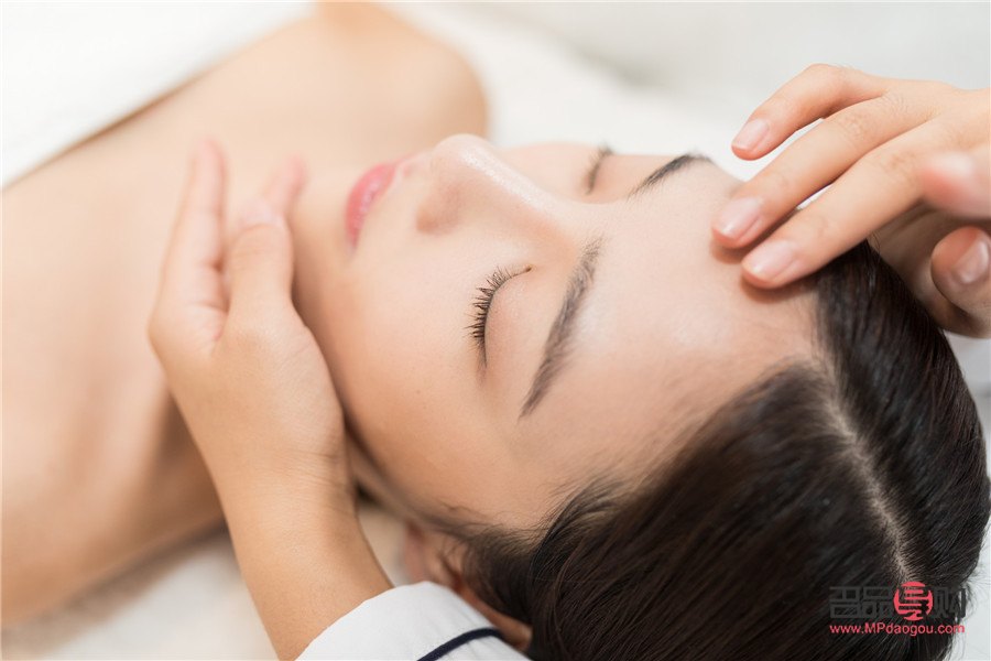 美容跟身體護(hù)理哪個(gè)好(美容跟身體護(hù)理哪個(gè)好做)