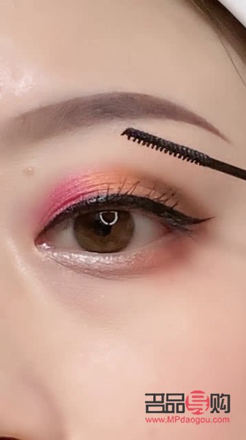 最簡(jiǎn)單的眼妝需要什么(最簡(jiǎn)單的眼妝需要什么材料)