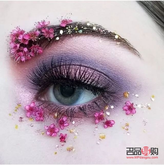 打造完美眼妝，你需要這些神器