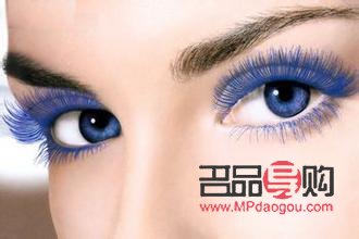 <h3>眼部抽脂手術(shù)的危害</h3>