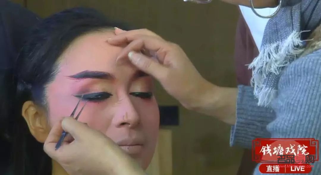 越劇彩妝繪制指南