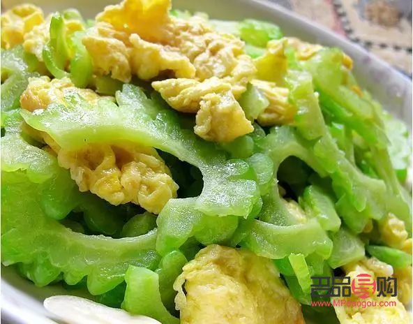 苦瓜炒蛋美容嗎(苦瓜炒蛋美容嗎能減肥嗎)