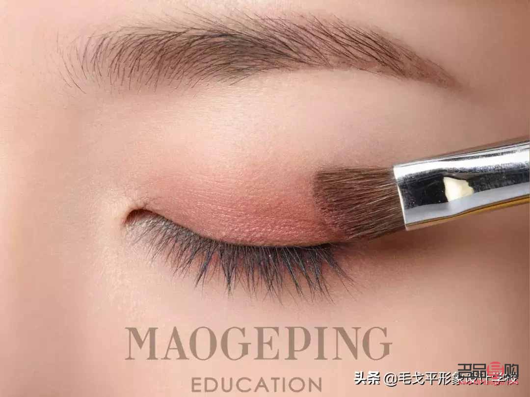 化眼妝前要做什么(化眼妝前要做什么準(zhǔn)備)