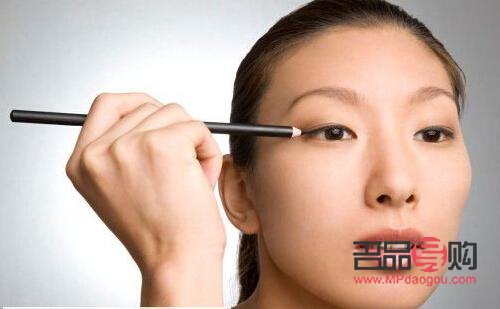 雙眼皮大小眼調(diào)整技巧圖解 - 女性專屬指南