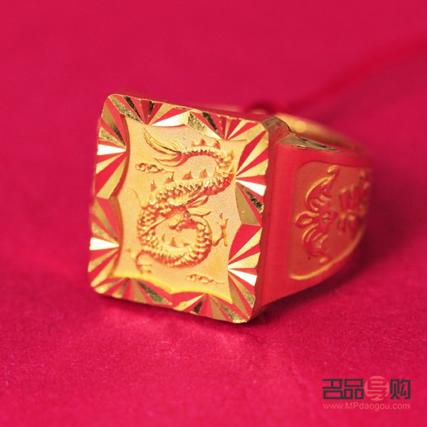 <h3>萃華金店電話：聯(lián)系優(yōu)質(zhì)金飾，享受尊貴服務</h3>