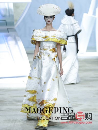 如何化圖畫彩妝(如何化圖畫彩妝教程)