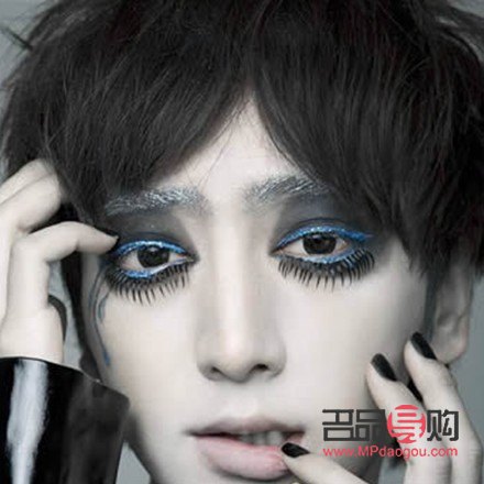 <h1>彩妝使用順序全解析：打造完美妝容的必備步驟</h1>