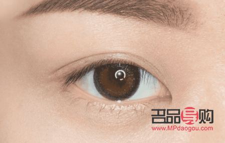 怎么讓彩妝均勻(怎么讓彩妝均勻一點(diǎn))