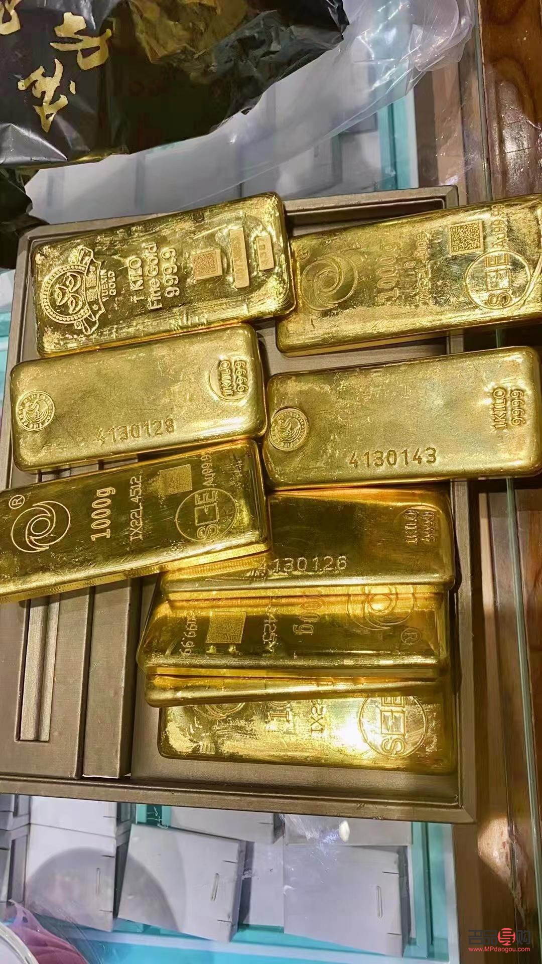 <h3>泰安黃金回收價(jià)格查詢今日</h3>