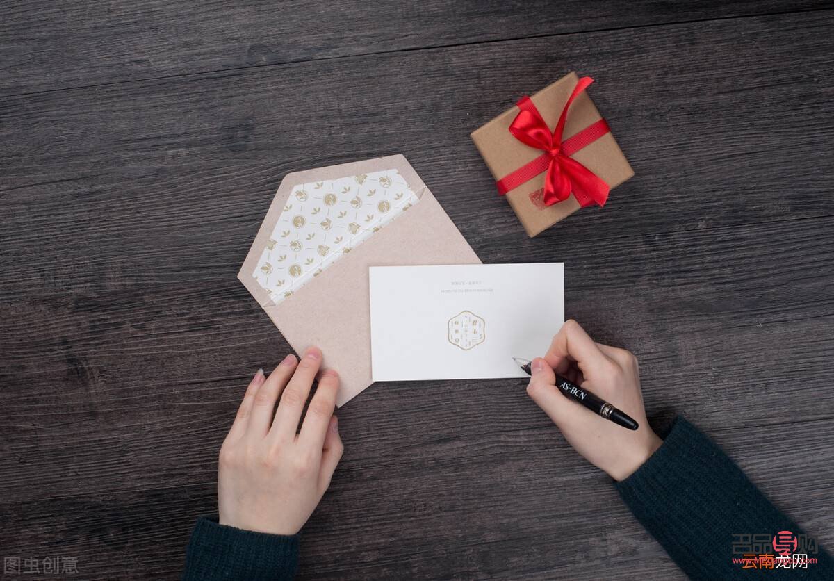 送領(lǐng)導(dǎo)什么禮物有寓意(送領(lǐng)導(dǎo)什么禮物有寓意的)