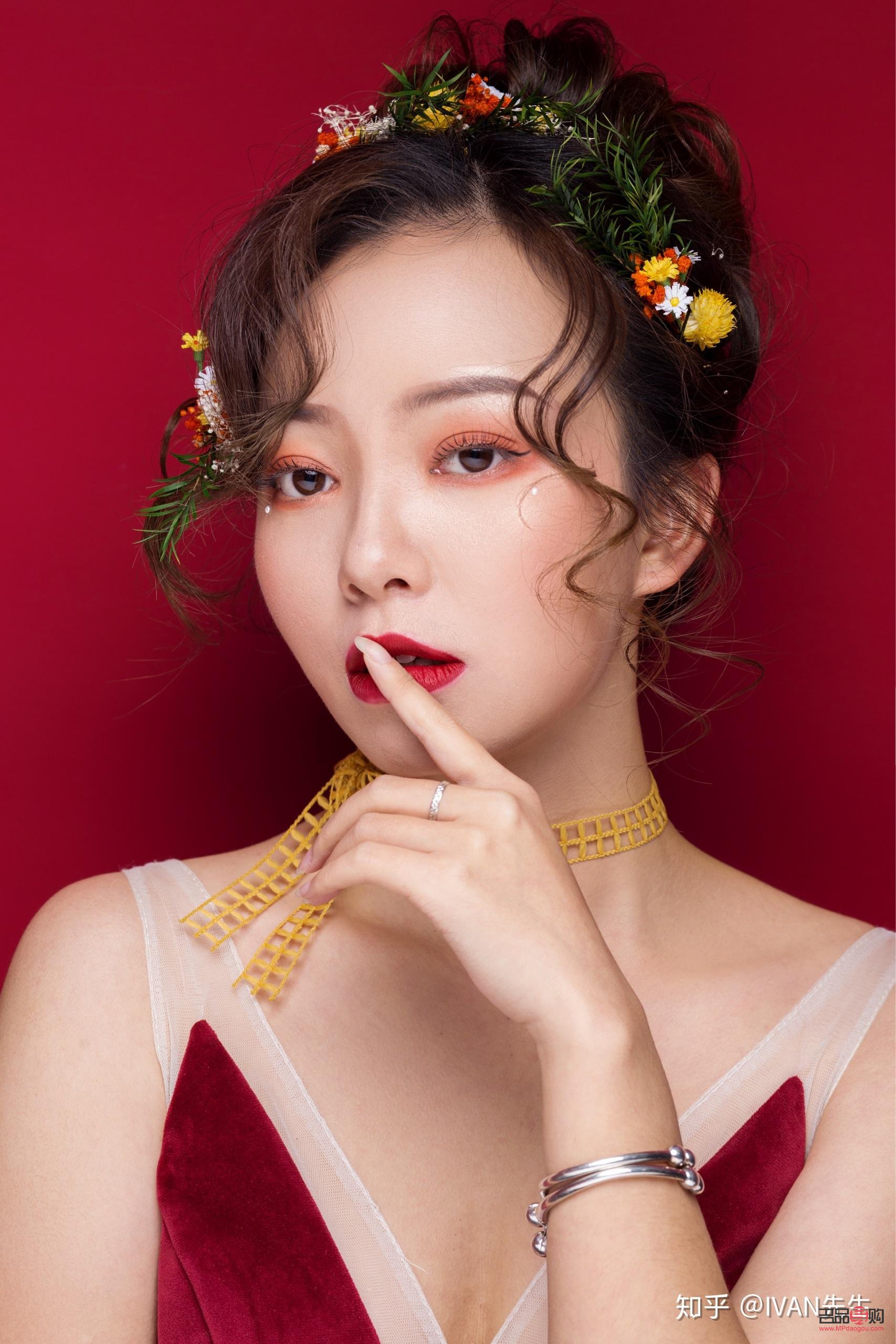 彩妝怎么做(彩妝怎么做活動(dòng)吸引人)