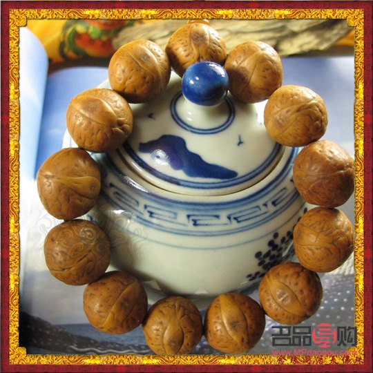 鳳眼手串：一種充滿神秘與美麗的飾品