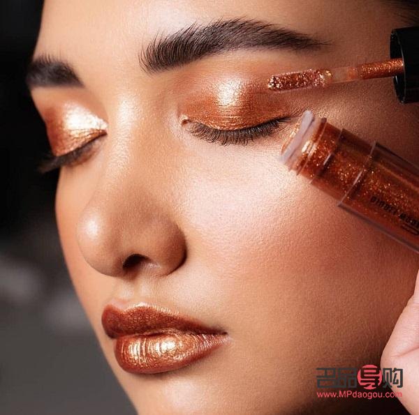 彩妝怎么涂抹好看(彩妝怎么涂抹好看一點(diǎn))