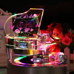 <h3>線上生日禮物怎么送？創(chuàng)意與心意并重，讓距離不再是問題</h3>