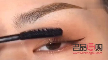 眼妝教程日常化妝視頻教程下載(眼妝教程日?；瘖y視頻教程下載安裝)