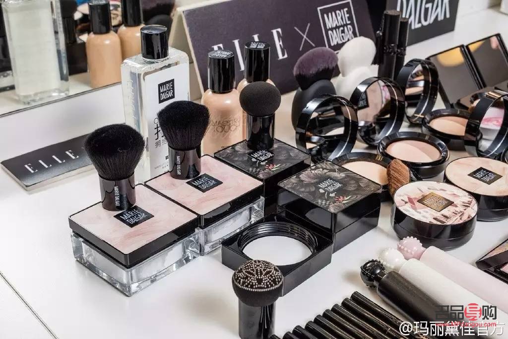 彩妝怎么貼牌(彩妝怎么貼牌的)