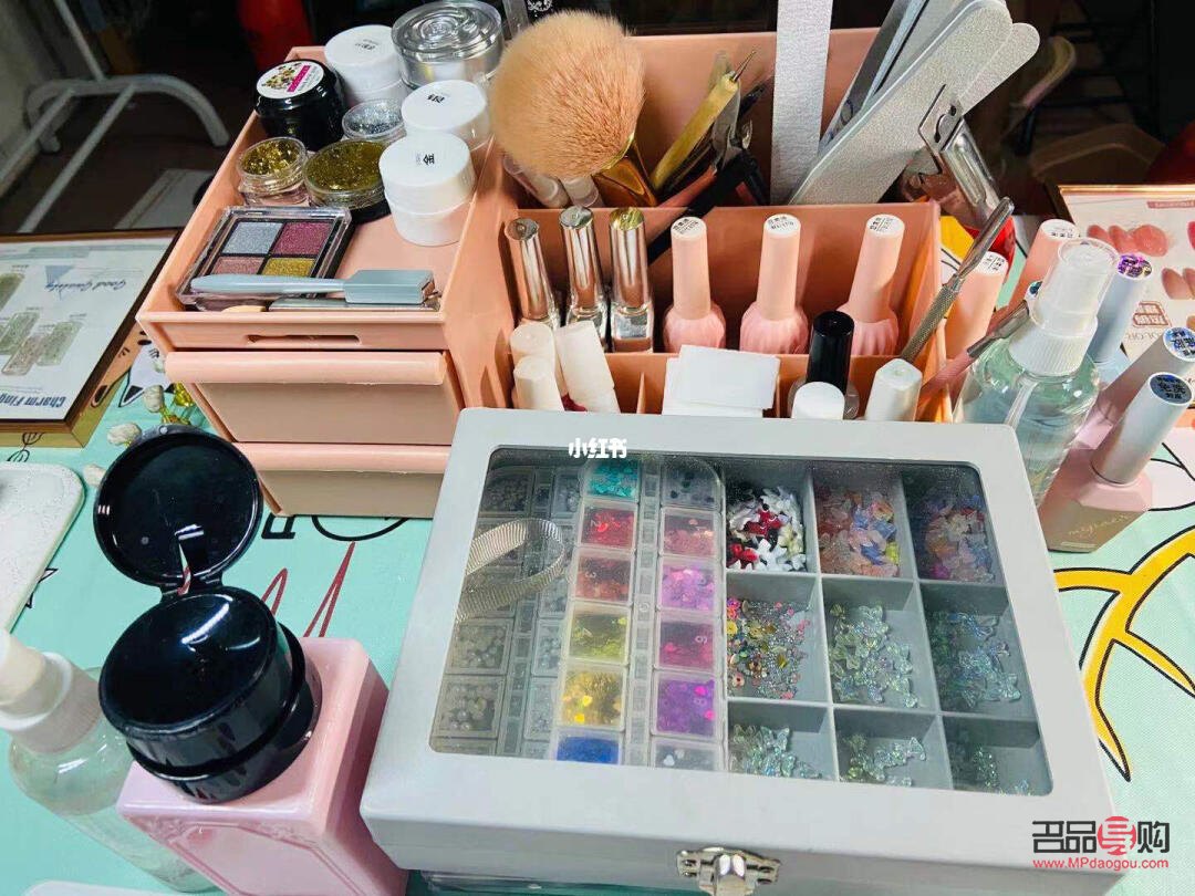 彩妝擺攤怎么擺(彩妝擺攤怎么擺好看)