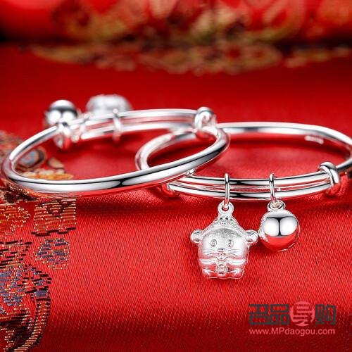 <h3>滿月禮物銀飾：選擇哪家公司更好？</h3>