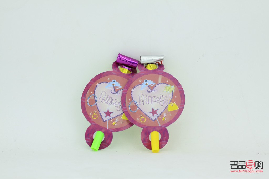 <h3>手工制作紙制禮物盒教程</h3>