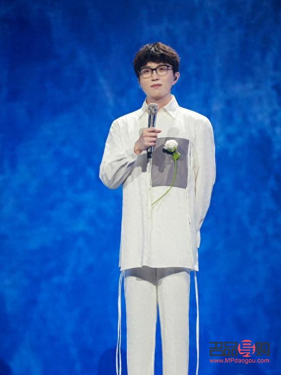 10月黃金價(jià)格風(fēng)云再起：投資者矚目的焦點(diǎn)