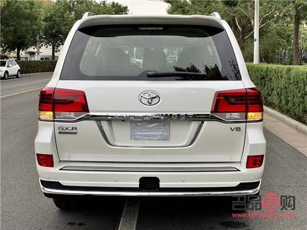 <h3>媽媽突然送禮物，如何優(yōu)雅地回應并表達感激之情？</h3>