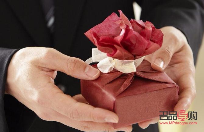 禮物都是送人的嗎(禮物都是送人的嗎為什么)