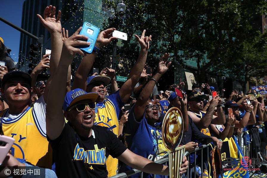 怎么送庫里球迷禮物呢(怎么送庫里球迷禮物呢圖片)