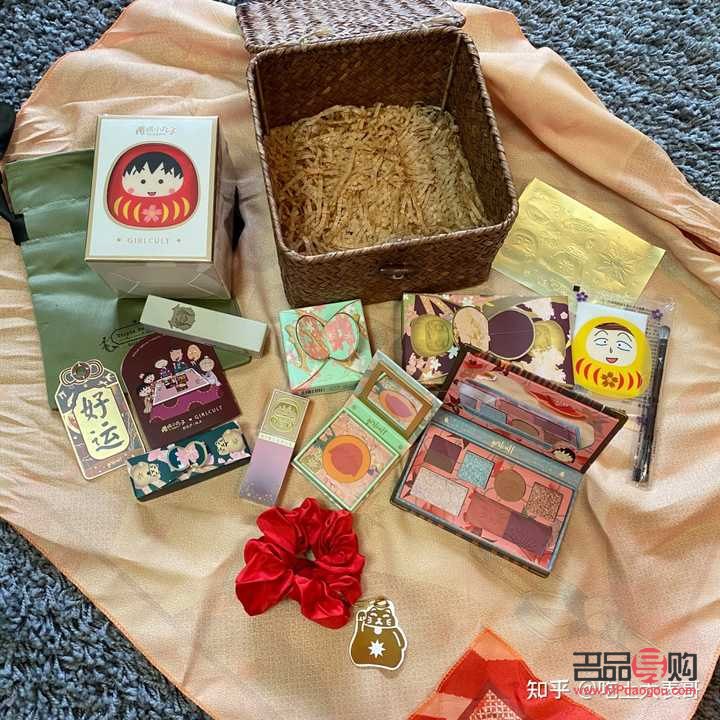 <h3>男生給女生寄什么禮物？一份細致入微的禮物指南</h3>