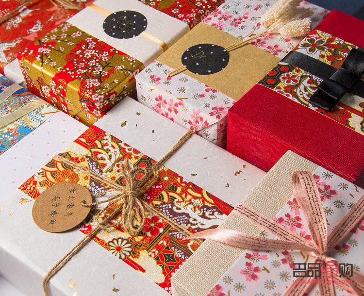 用包裝紙包裝禮物的藝術(shù)