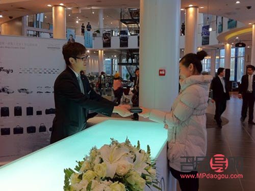 每天簽到有什么禮物嗎(每天簽到有什么禮物嗎)