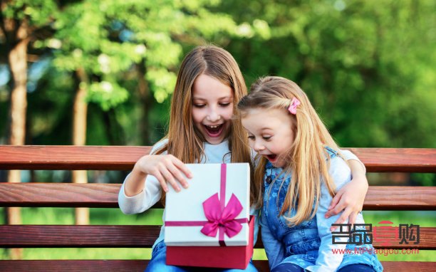 父母給妹妹寄什么禮物(父母給妹妹寄什么禮物好)