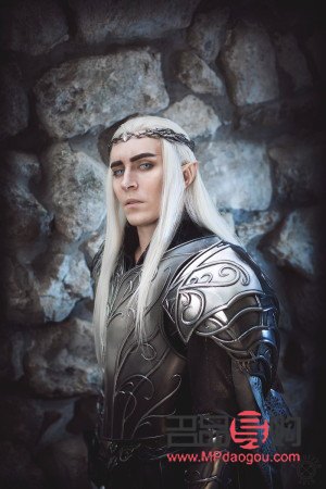 <h3>眼部皺紋如何消除？專業(yè)解析與實用方法</h3>