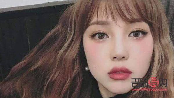 怎么選彩妝才好看(怎么選彩妝才好看呢)