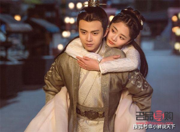 <h3>眼睛彩妝技巧大揭秘：打造迷人電眼的秘訣</h3>