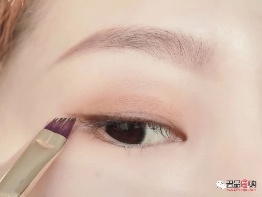 內(nèi)眼線用什么畫比較好(內(nèi)眼線用什么畫比較好看)