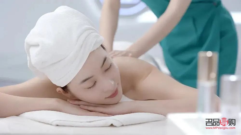 美容師護(hù)理用什么(美容師護(hù)理用什么護(hù)膚品)