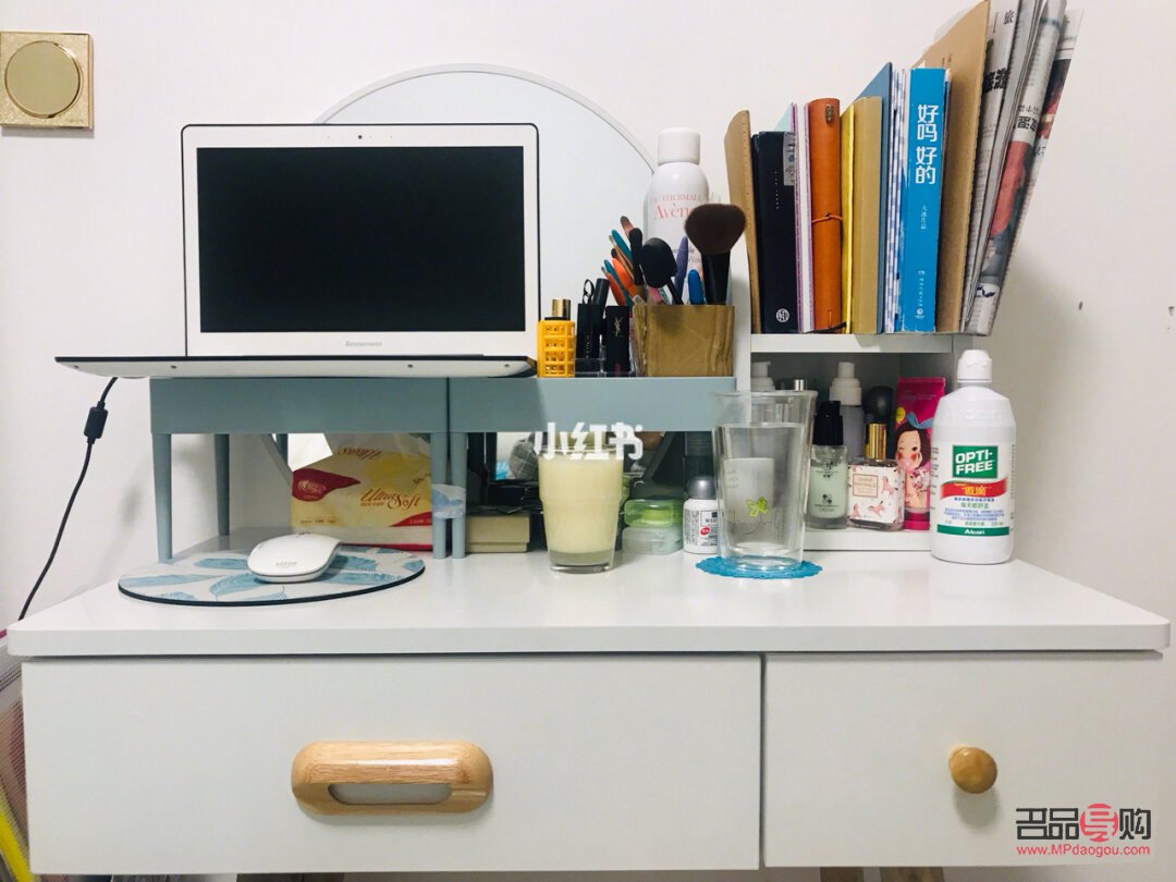 桌子彩妝怎么擦(桌子彩妝怎么擦才干凈)