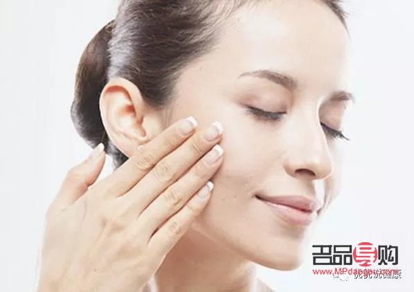 身體皮膚干燥怎么護理(身體皮膚干燥怎么護理好)