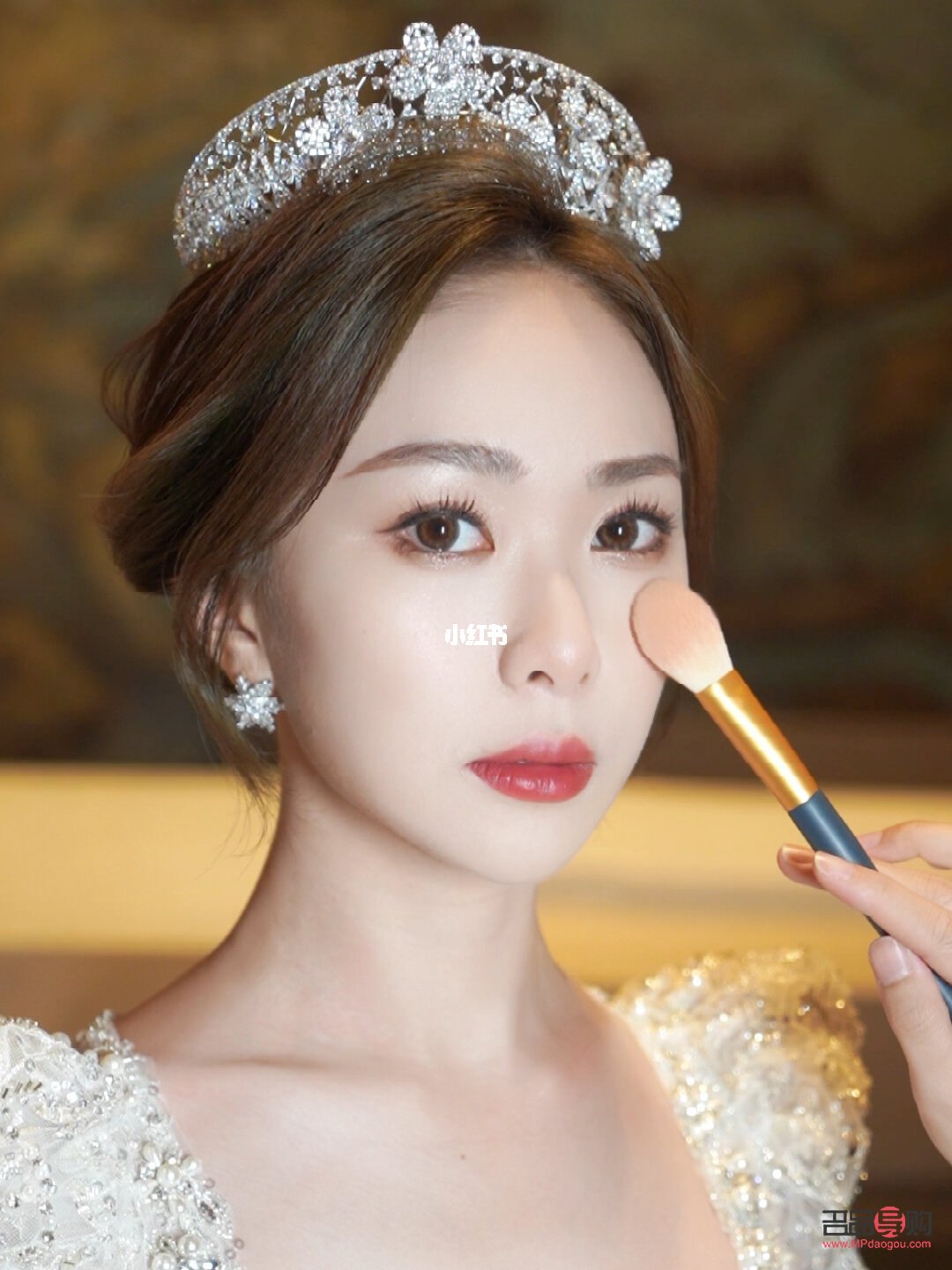 結(jié)婚彩妝怎么買好(結(jié)婚彩妝怎么買好看)