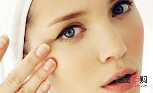 探索傳統(tǒng)智慧：去眼窩凹陷的土方法