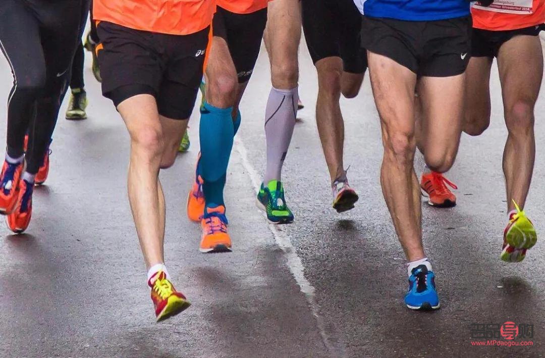 天氣炎熱怎么護理身體(天氣炎熱怎么護理身體呢)